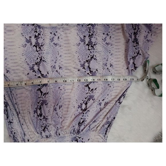 Baukjen Designer Dress - Picture 11 of 12